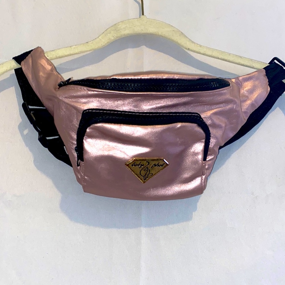 Baby Phat Fanny pack!
